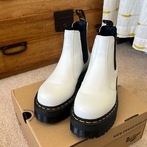 Dr. Martens 2976 Quad